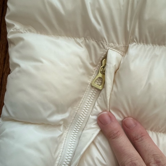 Gap Puffer Coat Medium - Picture 5 of 13